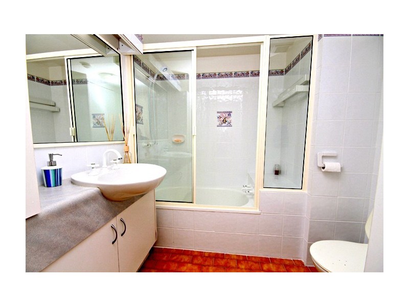 5a/120 Trafalgar Towers, Duporth Avenue, Maroochydore QLD 4558