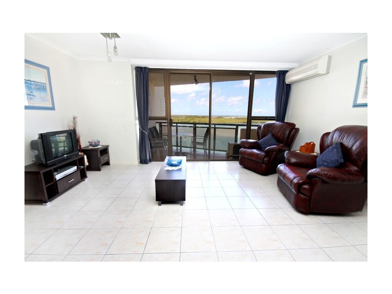 5a/120 Trafalgar Towers, Duporth Avenue, Maroochydore QLD 4558