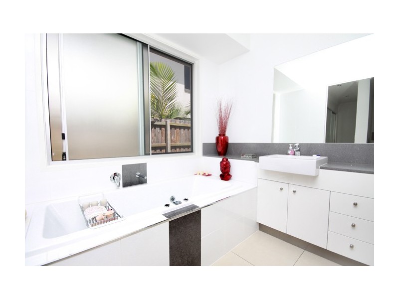 22 Palmyra Crescent, Buderim QLD 4556