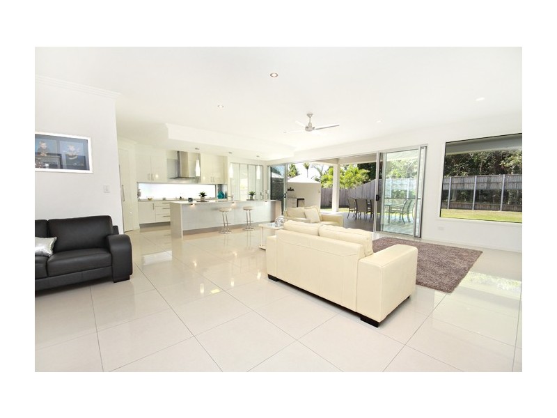 22 Palmyra Crescent, Buderim QLD 4556