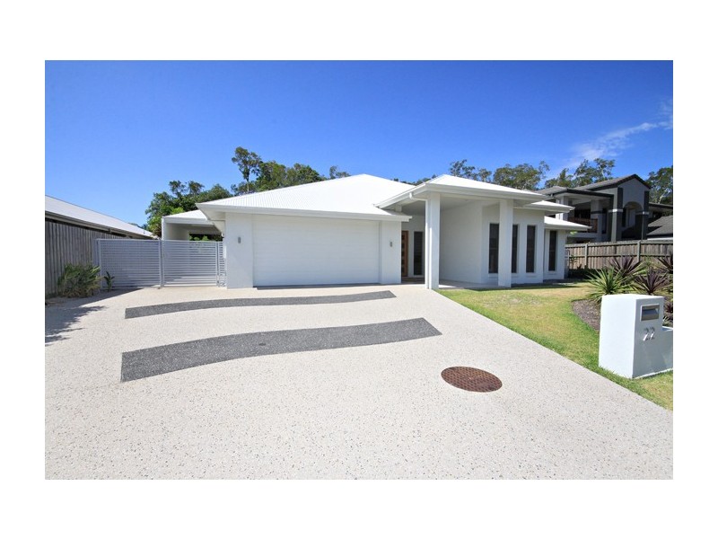 22 Palmyra Crescent, Buderim QLD 4556