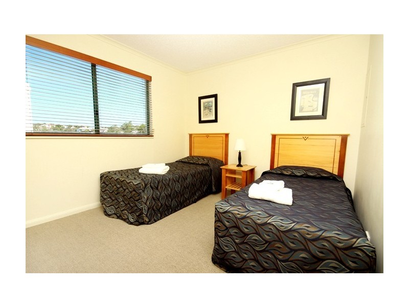 70/188 Grand Palais, Alexandra Parade, Alexandra Headland QLD 4572