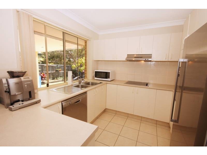 34 Homestead Drive, Little Mountain QLD 4551