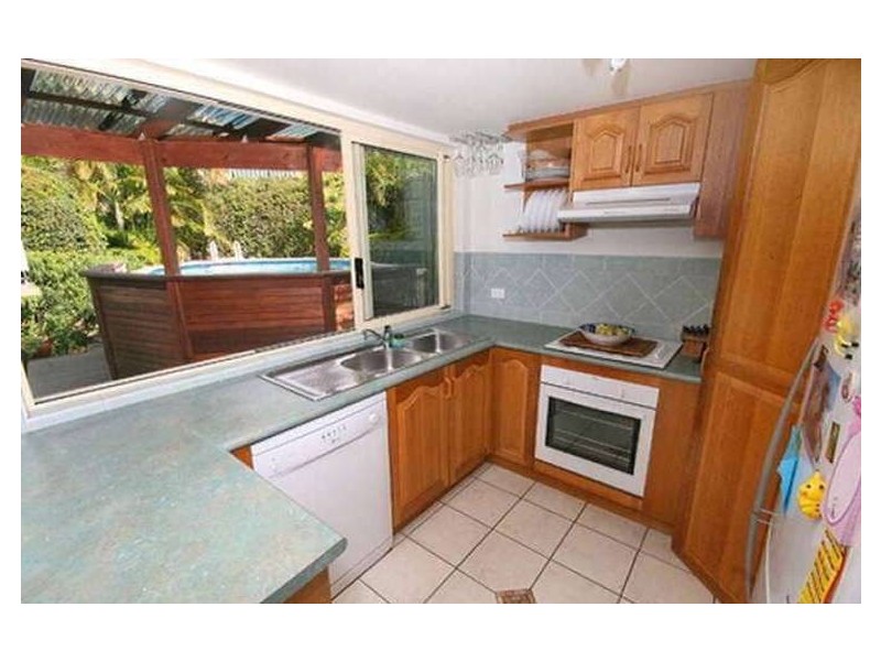 U2/219 Bradman Ave, Maroochydore QLD 4558
