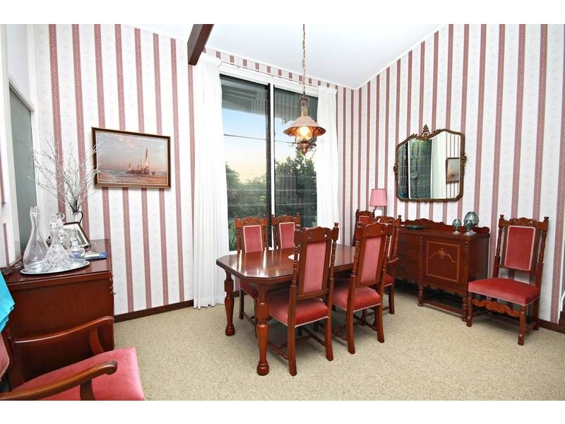 39 Towen Mountain Road, Towen Mountain QLD 4560