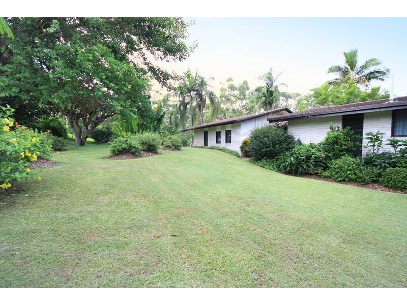 39 Towen Mountain Road, Towen Mountain QLD 4560