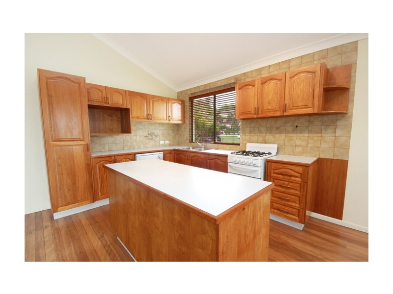 13 Hilltop Crescent, Maroochydore QLD 4558
