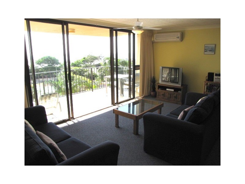 16/27 Majorca Isle, Sixth Avenue, Maroochydore QLD 4558