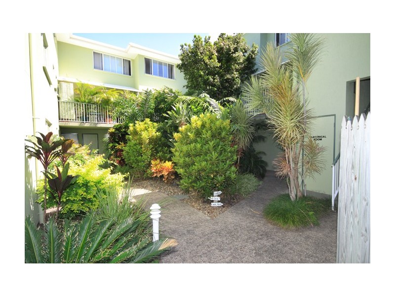 4/51 Boronia Court, Beach Parade, Maroochydore QLD 4558