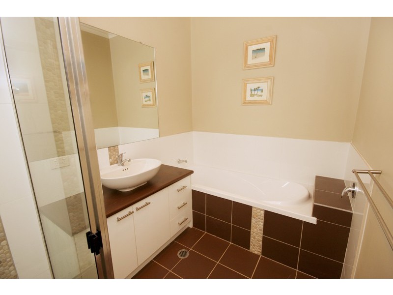 2 Palmyra Crescent, Buderim QLD 4556