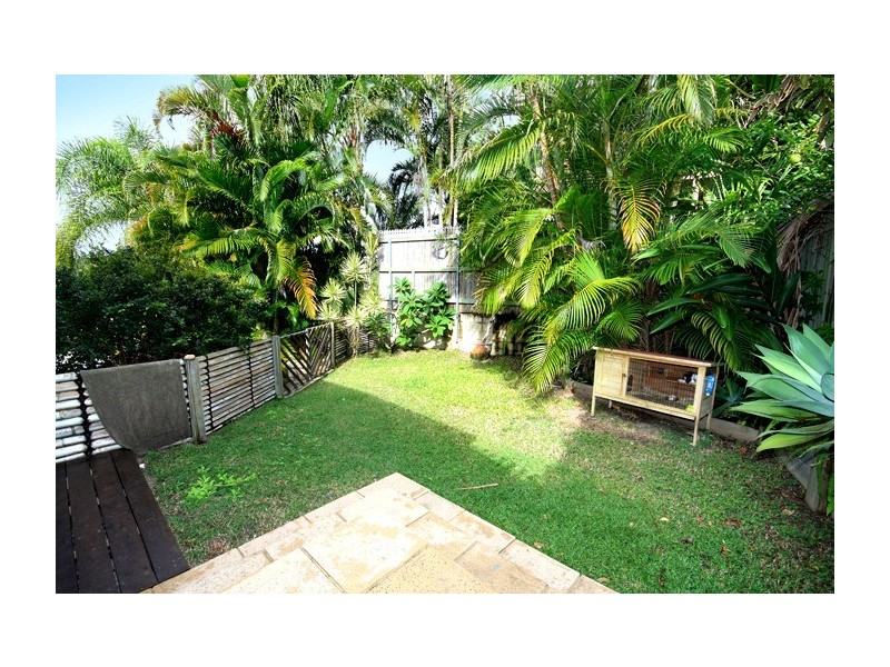 5 Woonum Road, Alexandra Headland QLD 4572