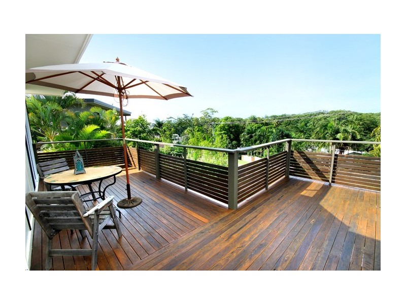 5 Woonum Road, Alexandra Headland QLD 4572