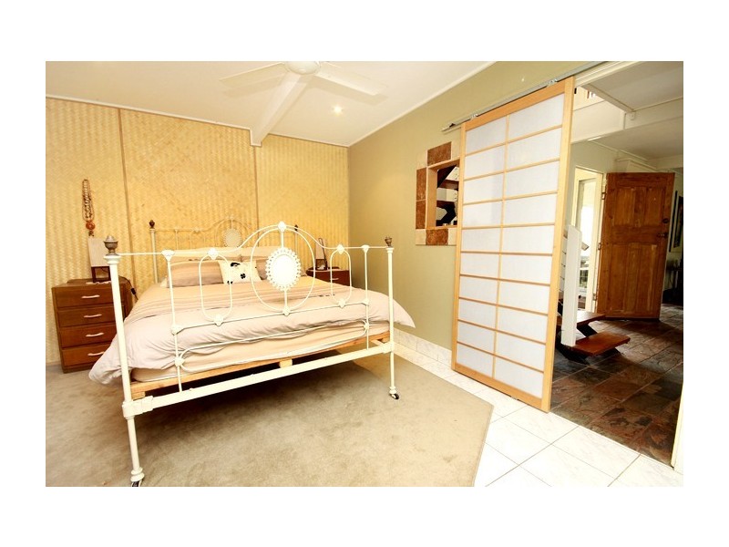 5 Woonum Road, Alexandra Headland QLD 4572