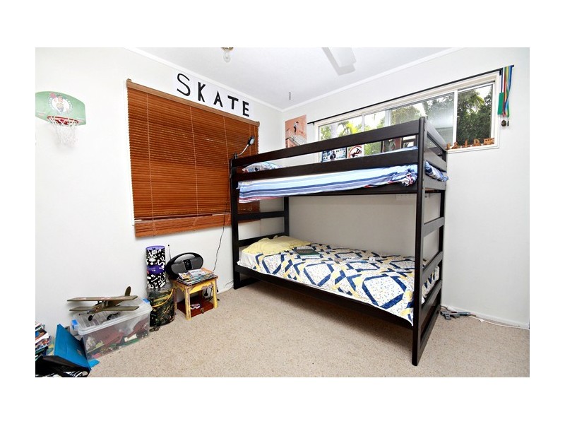 5 Woonum Road, Alexandra Headland QLD 4572