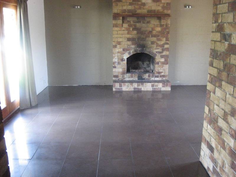 11 Hilltop Crescent, Maroochydore QLD 4558