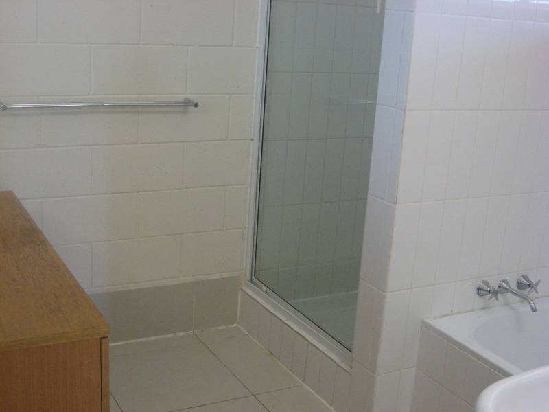 11 Hilltop Crescent, Maroochydore QLD 4558