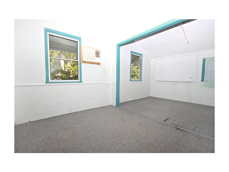 44 Burnett Street, Mooloolaba QLD 4557