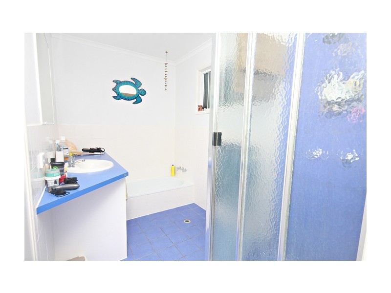 1&2/76 Tantula Road West, Alexandra Headland QLD 4572