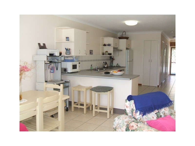 4/15 Bren-Nina, Parker Street, Maroochydore QLD 4558