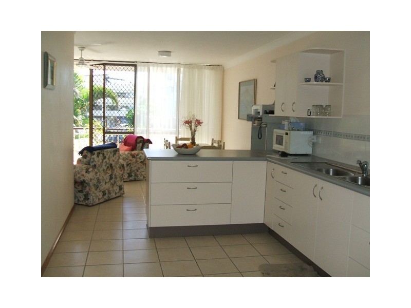 4/15 Bren-Nina, Parker Street, Maroochydore QLD 4558