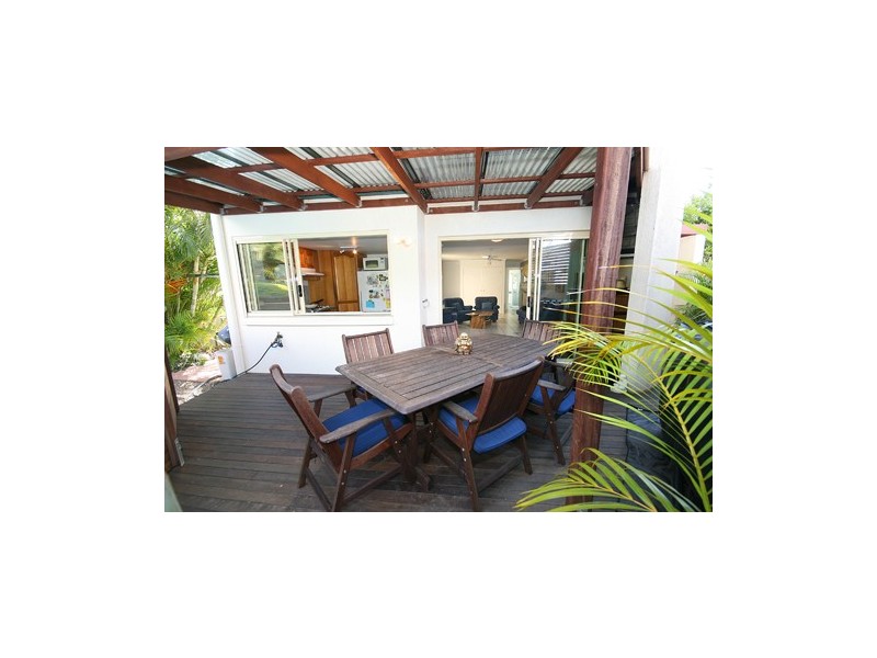 2/219 Mykonos II, Bradman Avenue, Maroochydore QLD 4558