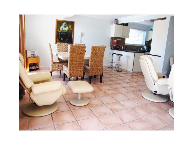 75 Cootamundra Drive, Mountain Creek QLD 4557