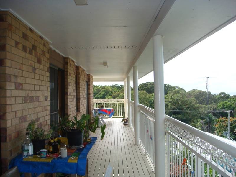 7 Yakola Parade, Alexandra Headland QLD 4572
