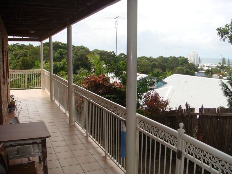 7 Yakola Parade, Alexandra Headland QLD 4572