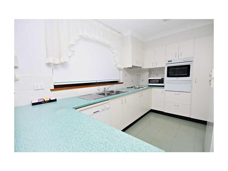 10/27 Majorca Isle, Sixth Avenue, Maroochydore QLD 4558