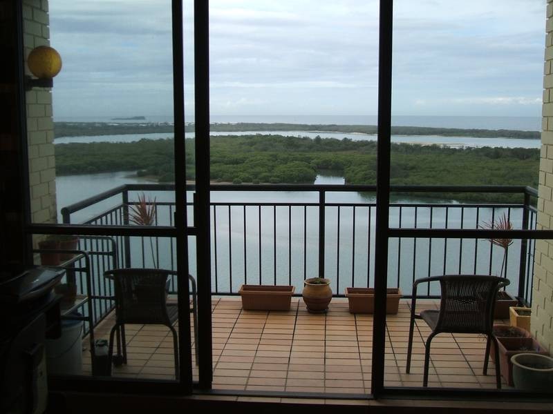 107/150 Banyandah Towers, Duporth Avenue, Maroochydore QLD 4558