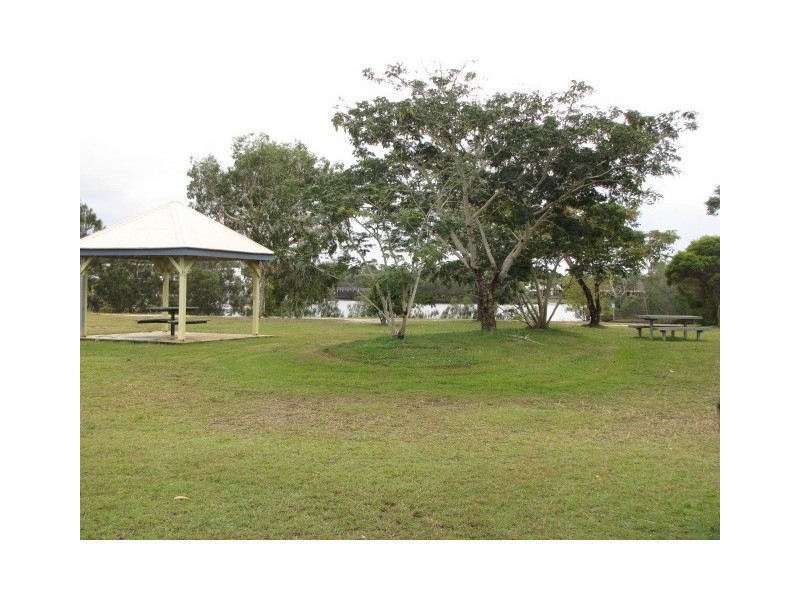 4/143 Robina Gardens, Bundilla Boulevard, Mountain Creek QLD 4557