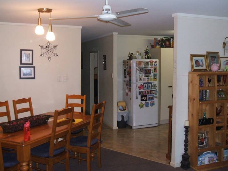 13 Oloway Crescent, Alexandra Headland QLD 4572