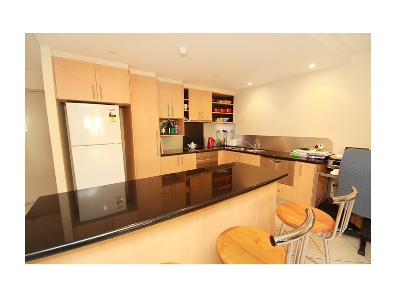 2B/120 Trafalgar Towers, Duporth Avenue, Maroochydore QLD 4558