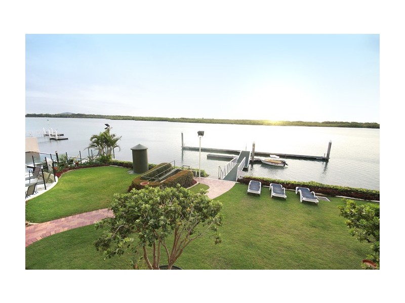 2B/120 Trafalgar Towers, Duporth Avenue, Maroochydore QLD 4558