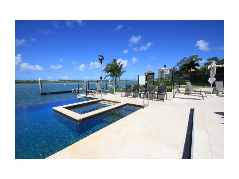 2B/120 Trafalgar Towers, Duporth Avenue, Maroochydore QLD 4558