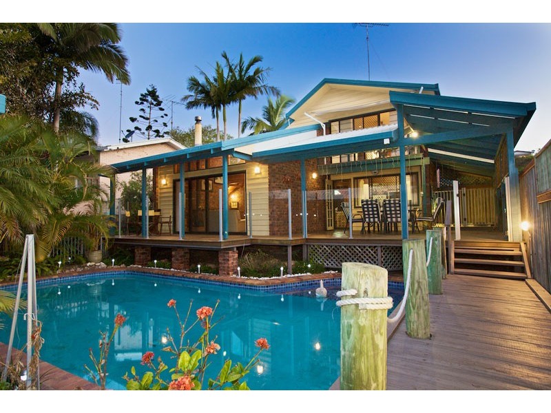 21 Victor Street, Alexandra Headland QLD 4572