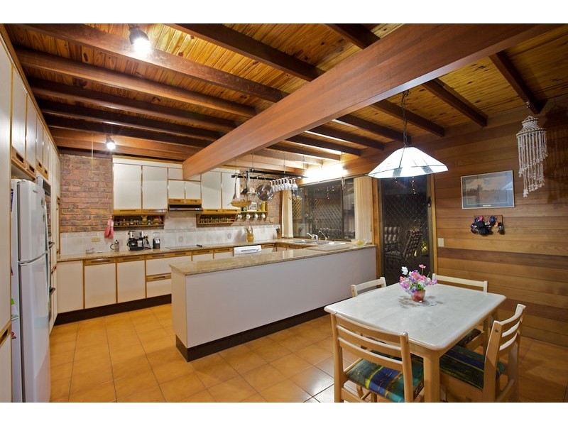 21 Victor Street, Alexandra Headland QLD 4572