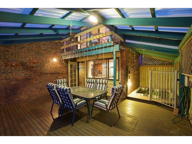 21 Victor Street, Alexandra Headland QLD 4572