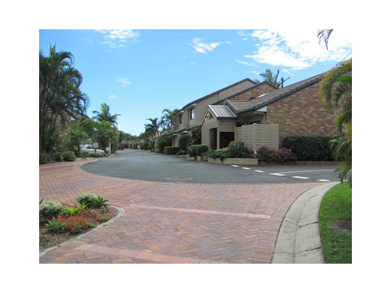 4/9 Riverwood Chase, Maroochy Waters Drive, Maroochydore QLD 4558