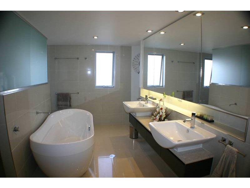 33/14-18 Karmasea, Okinja Road, Alexandra Headland QLD 4572