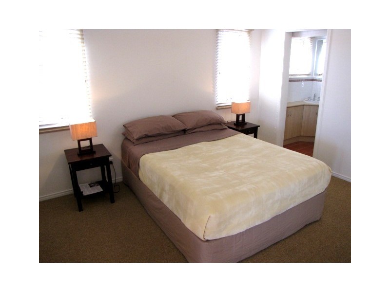 5/6 Paradiso, Broadmeadows Road, Maroochydore QLD 4558