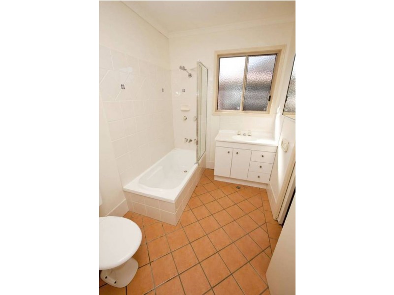 1/16A Kauri Street, Cooroy QLD 4563