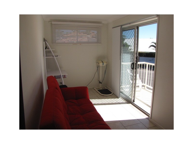 5/11 Palmgrove, Pacific Terrace, Alexandra Headland QLD 4572