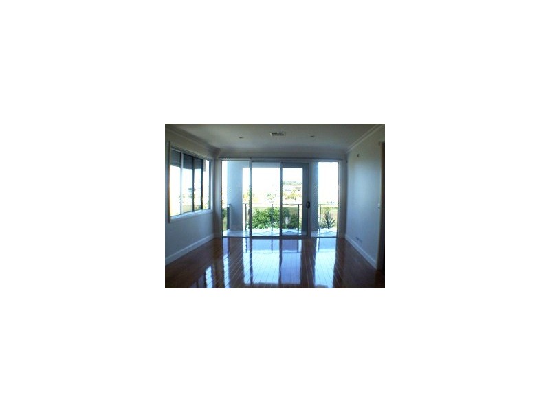 13 Cocos Court, Kawana Island QLD 4575