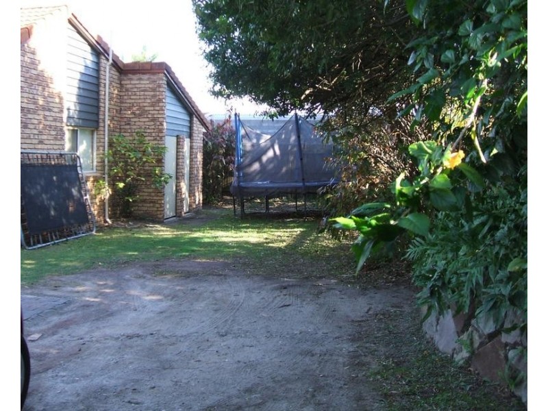 Alexandra Headland QLD 4572