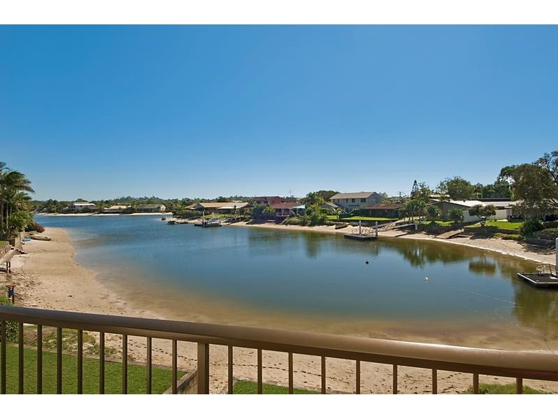 4/12 Oria Del Mar, Pangarinda Place, Mooloolaba QLD 4557