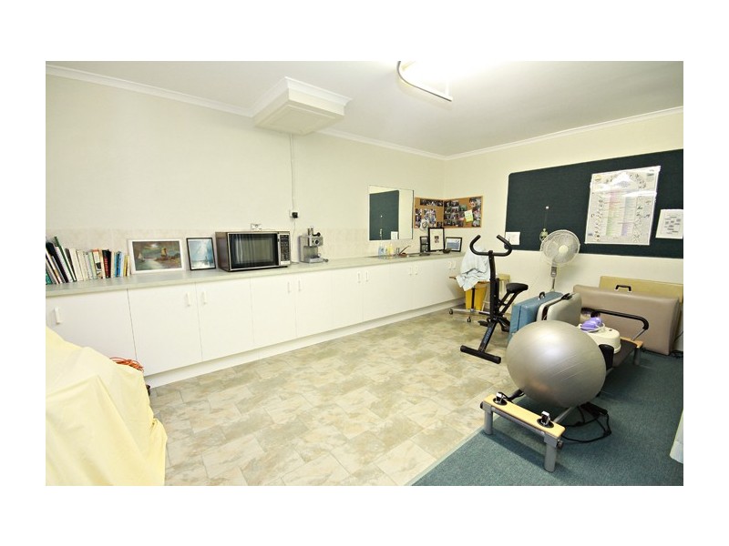 18 Broadsea Avenue, Maroochydore QLD 4558