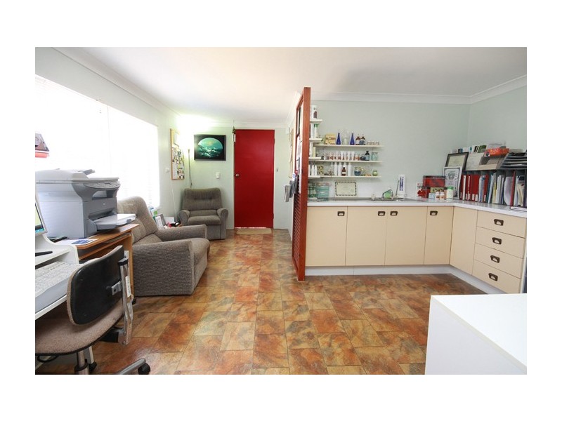 18 Broadsea Avenue, Maroochydore QLD 4558