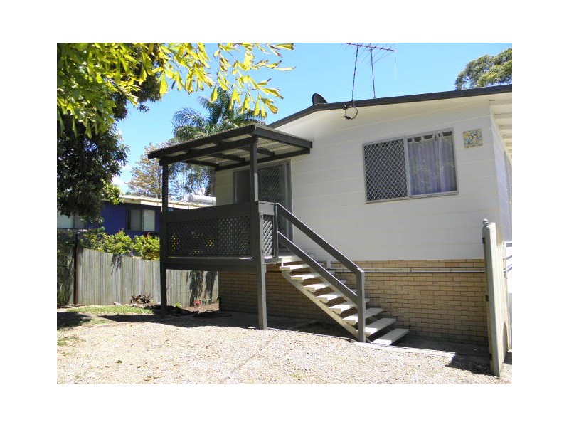 27 Oloway Crescent, Maroochydore QLD 4558