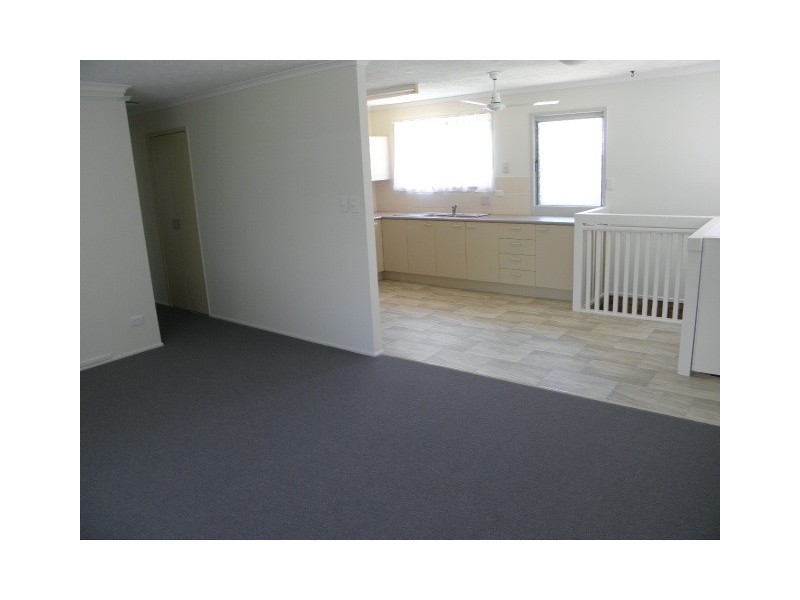 27 Oloway Crescent, Maroochydore QLD 4558